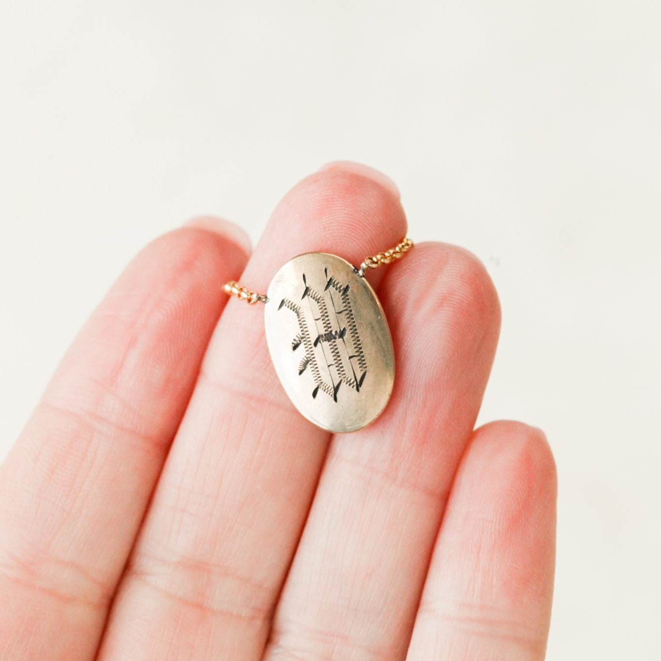 "W" Victorian Pendant