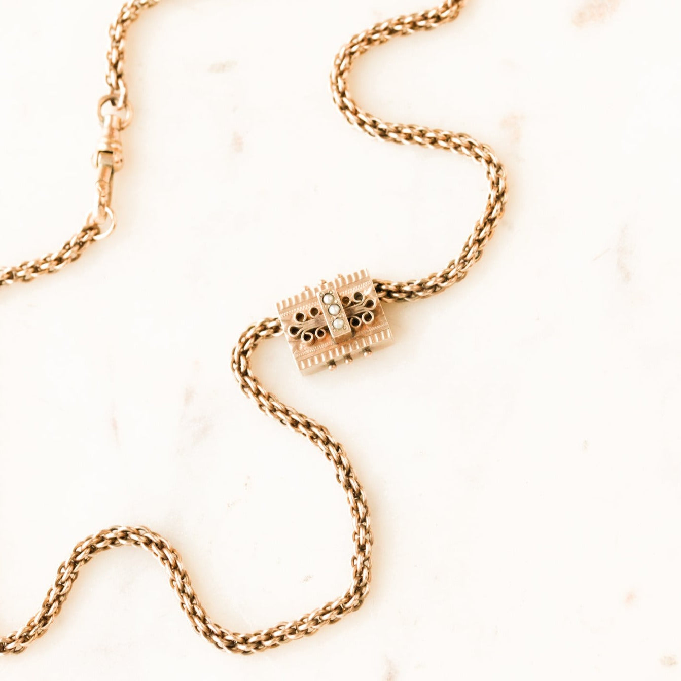Amyes Pearl Pendant