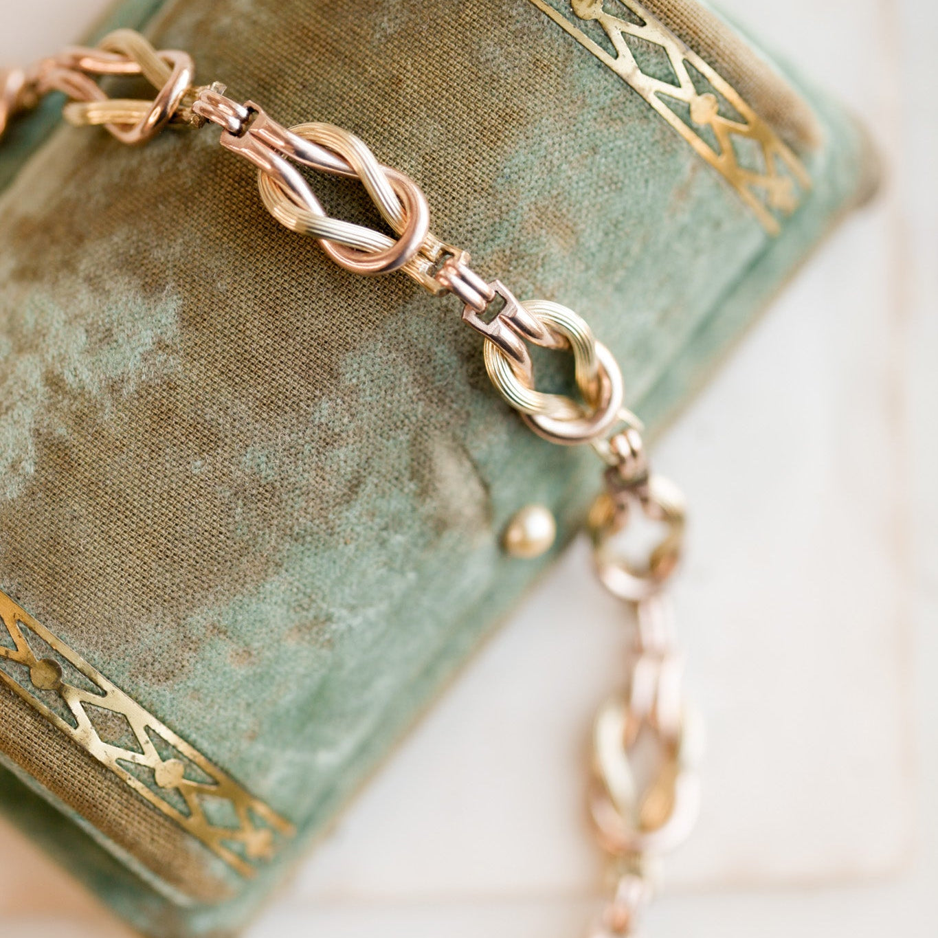 Lover's Knot Necklace