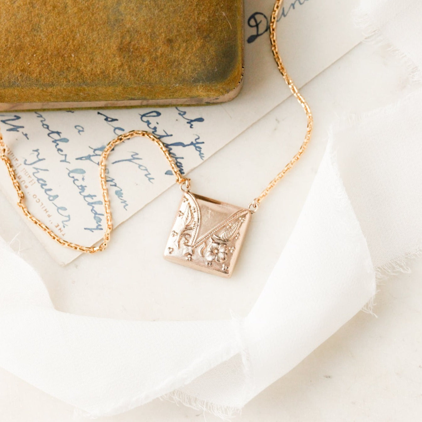 Vickers Floral Pendant