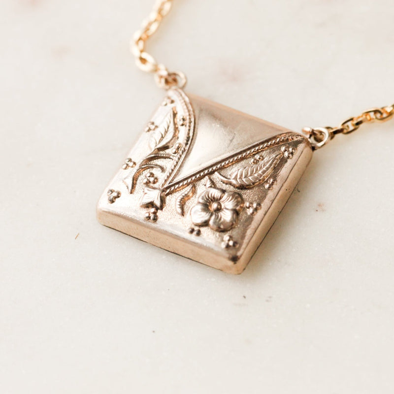 Vickers Floral Pendant