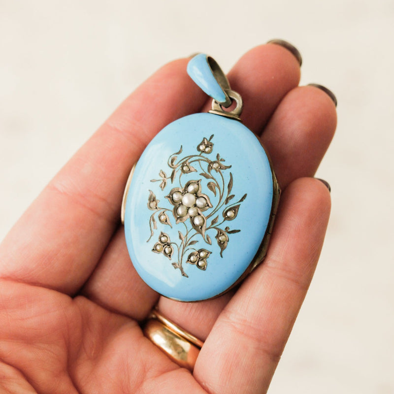 Hesse Enameled Locket