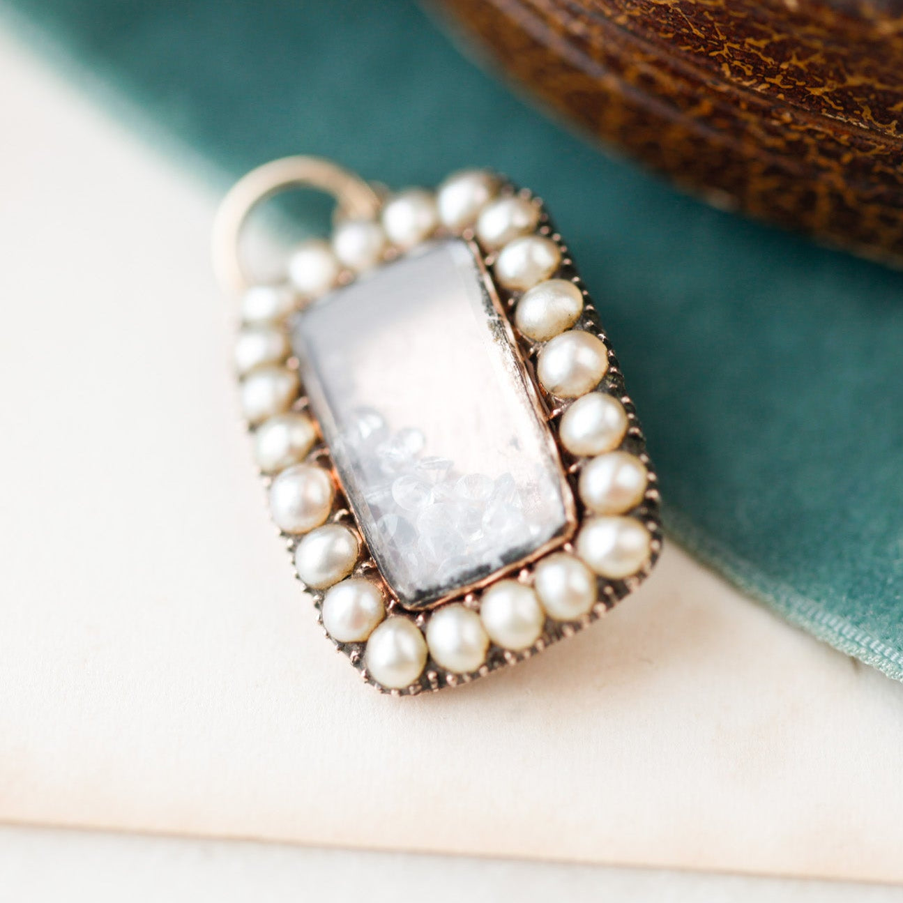 Fiona Pearl Sapphire Gem Pendant