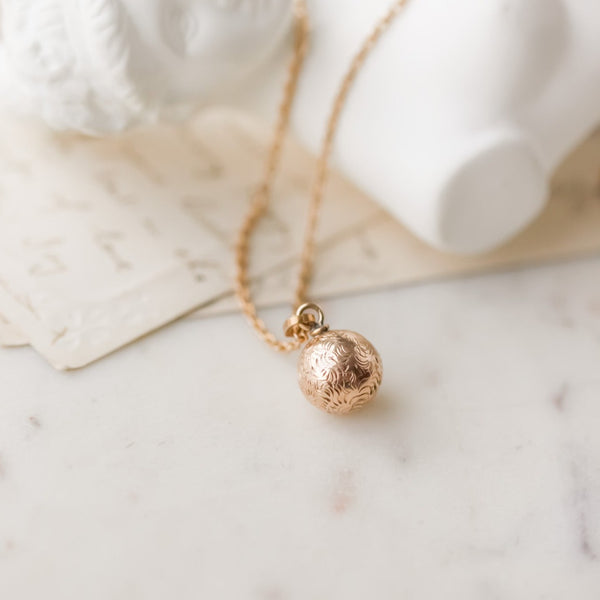 Pierre Orb Pendant