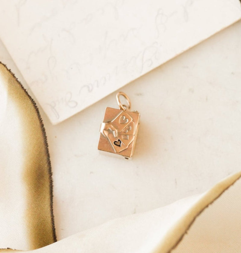 Dealer's Choice Deck of Cards Charm