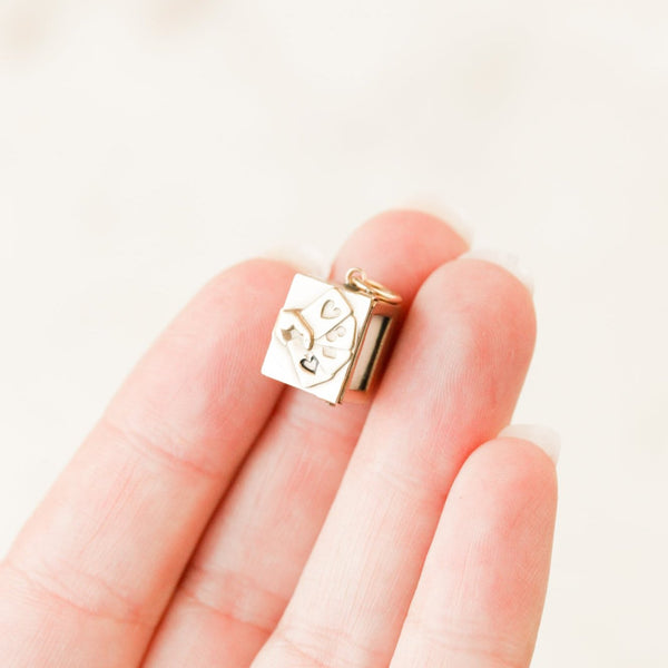 Dealer's Choice Deck of Cards Charm