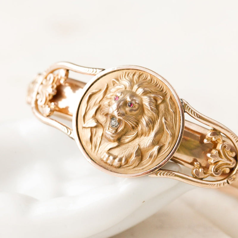 Evie Lion Bangle Bracelet
