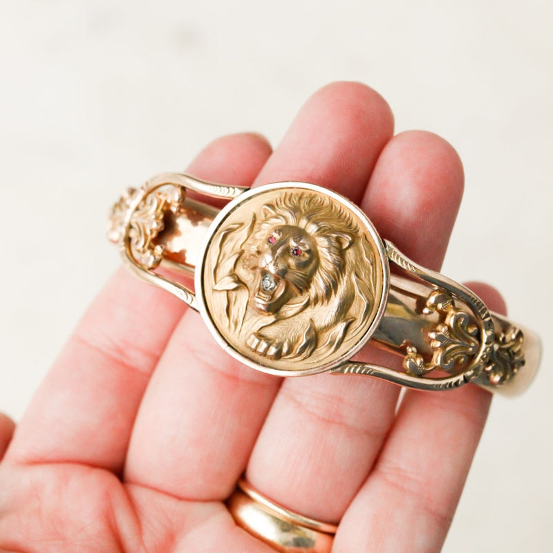 Evie Lion Bangle Bracelet
