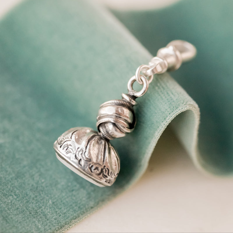 Lover's Knot Fob Charm