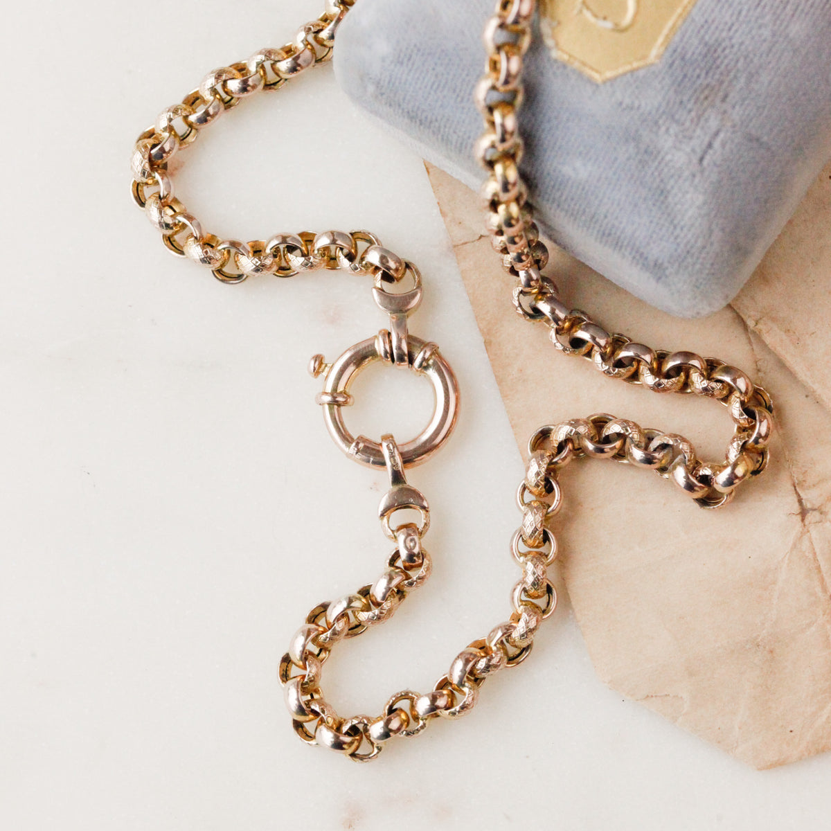 Georgie Rolo Chain and Bolt Clasp