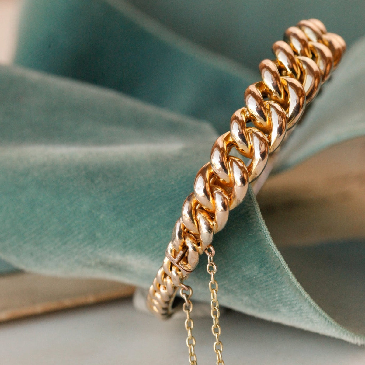 Georgie Victorian Curb Chain Bangle