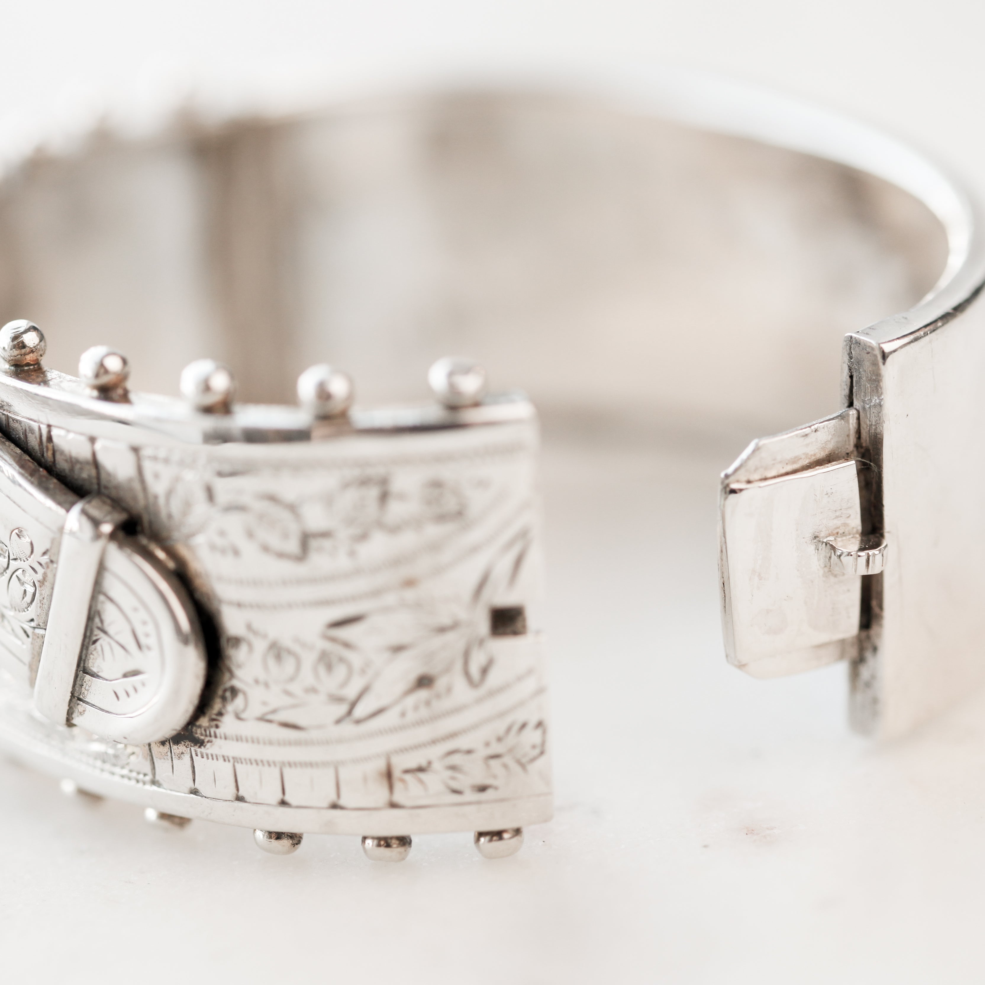 Cera Victorian Buckle Cuff