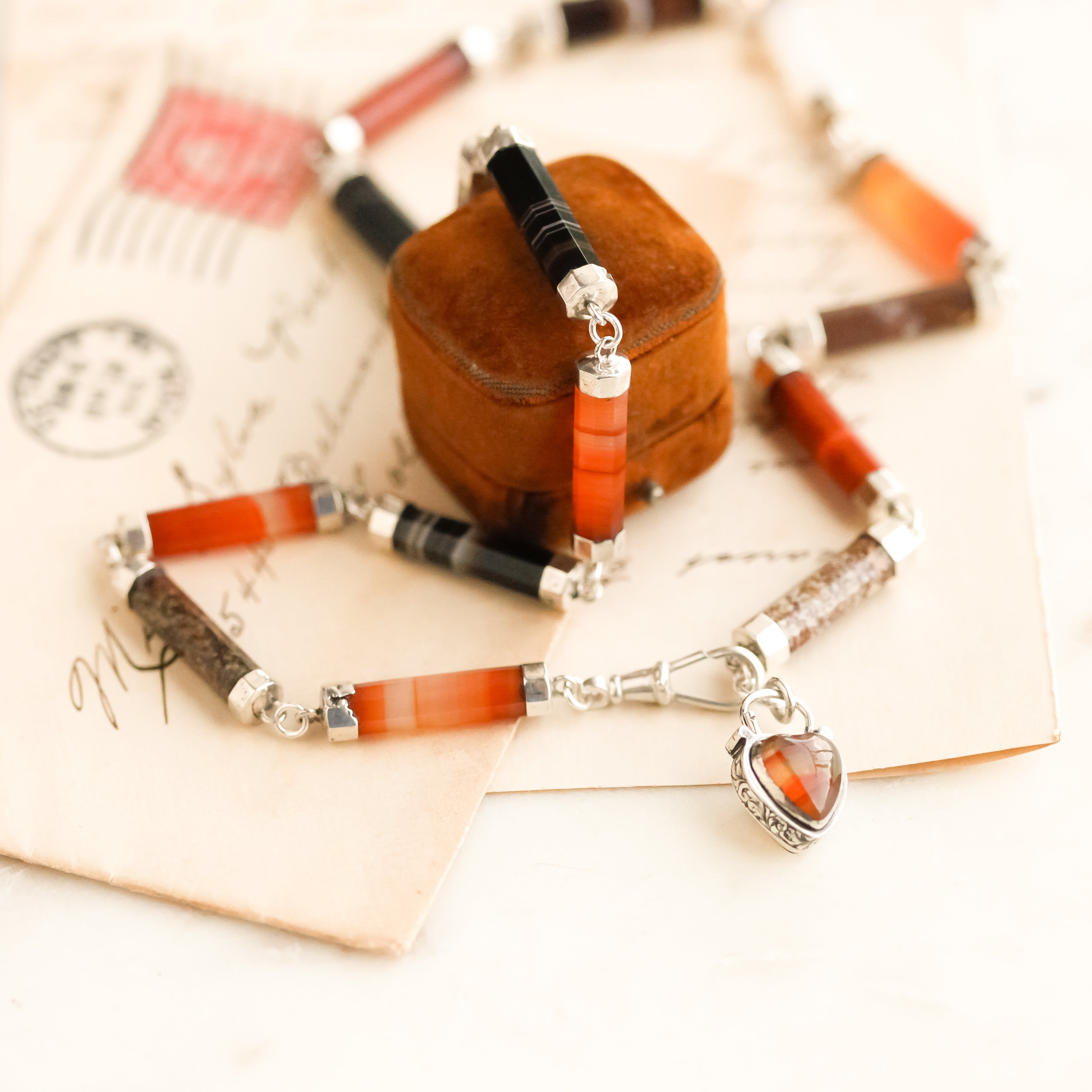 Lover's Agate Locket Necklace
