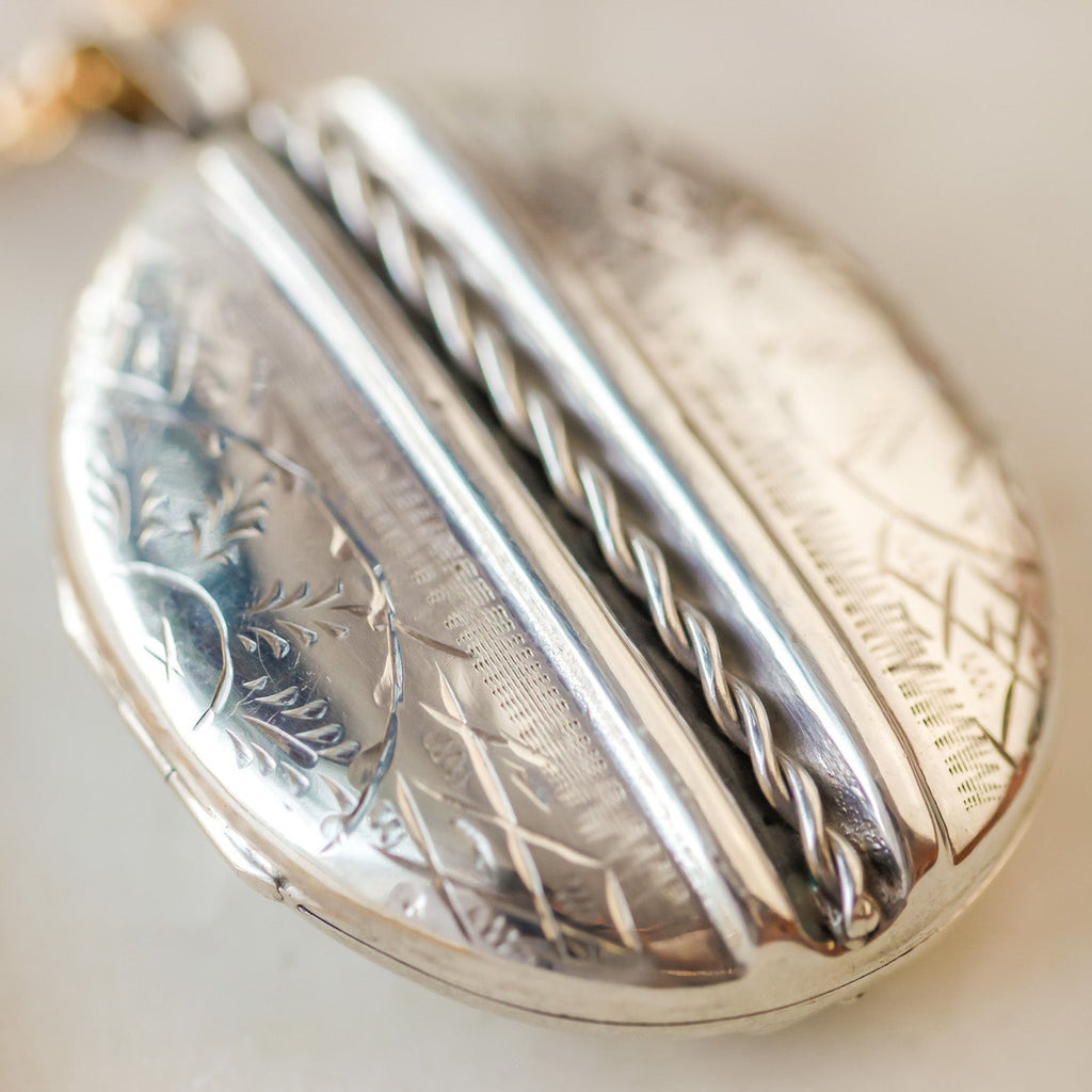 Nadia Engraved Silver Locket – Glen & Effie