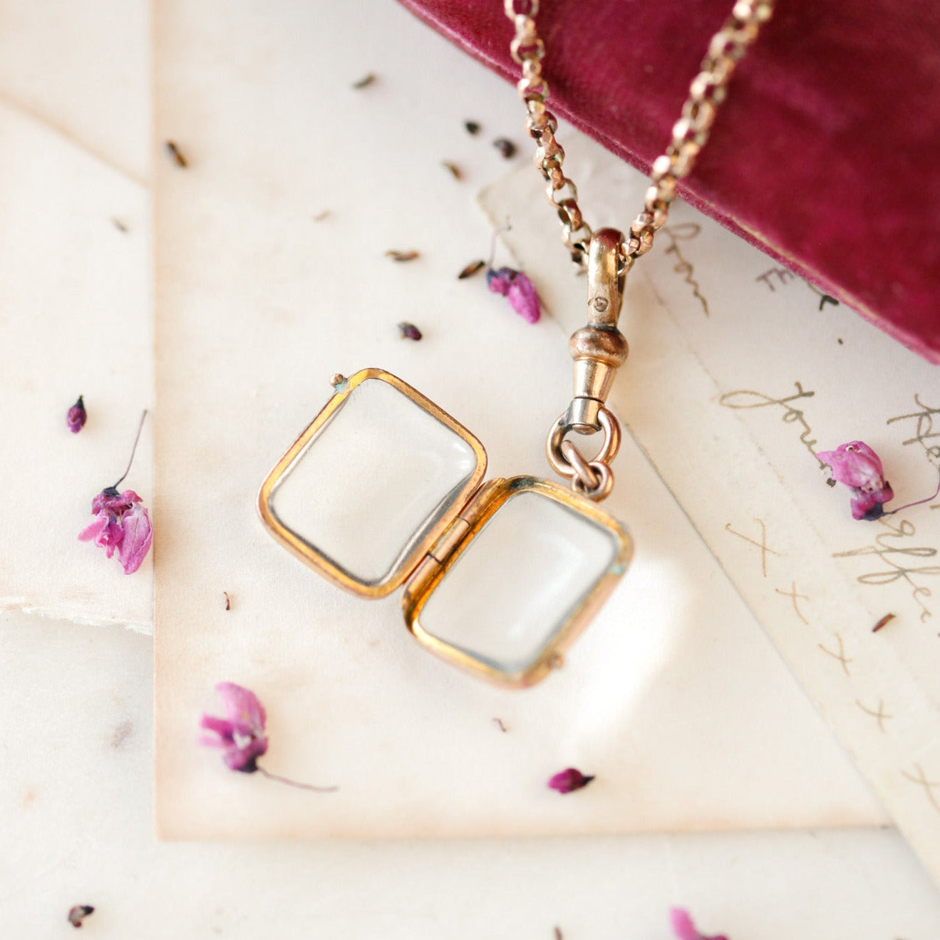 Boschero Double Glass Locket